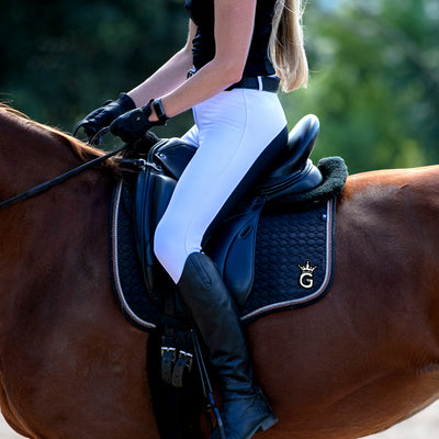 Choosing the Perfect Riding Pants for Your Equestrian Discipline